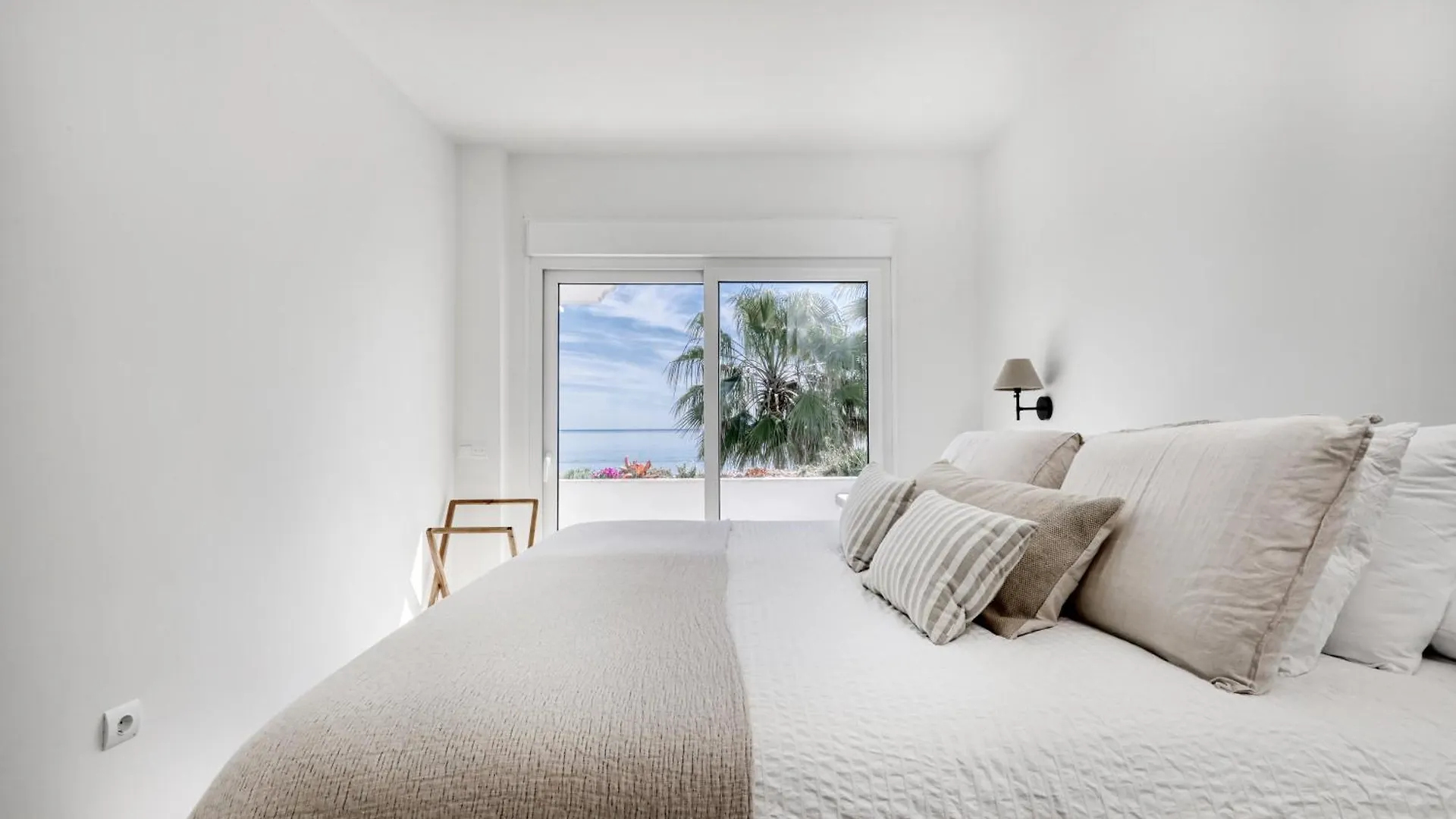Penthouse Cordoba Balcony Sea View Apartment Estepona Spain